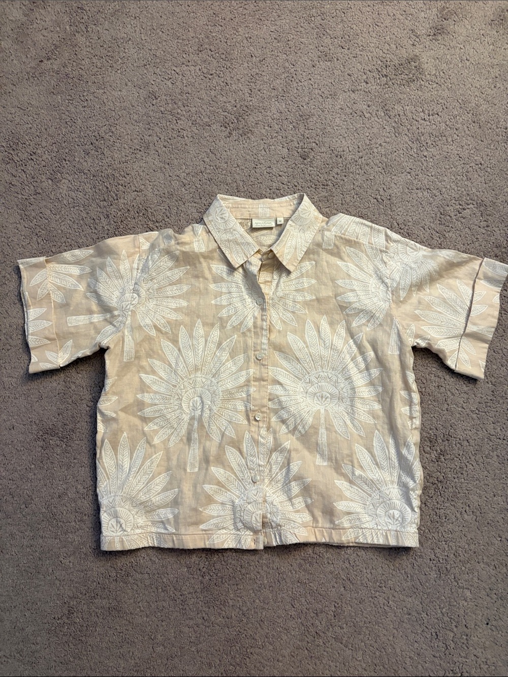 Spartina 449 Short-Sleeve Linen Shirt in Beige with White Sunburst Print